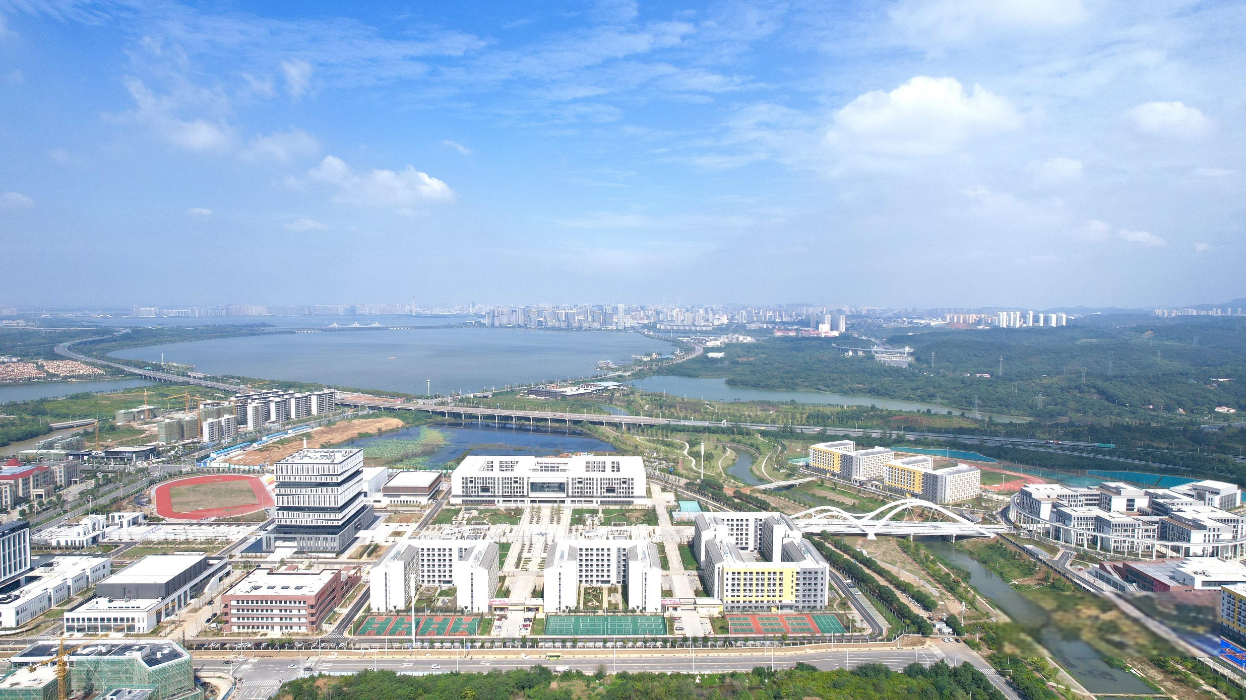 江西财经职业学院.jpg